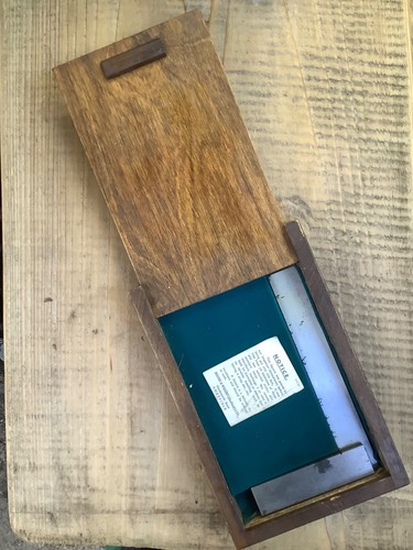 Moore wright set - &,