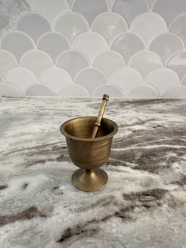 Vintage solid brass middle - solid,