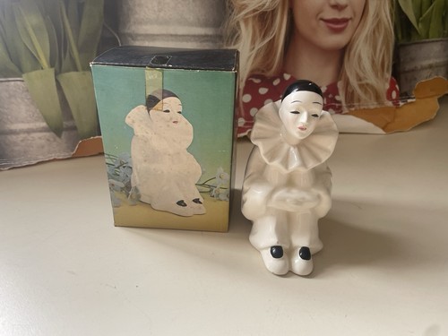 Vintage pierrot black - vintage, white