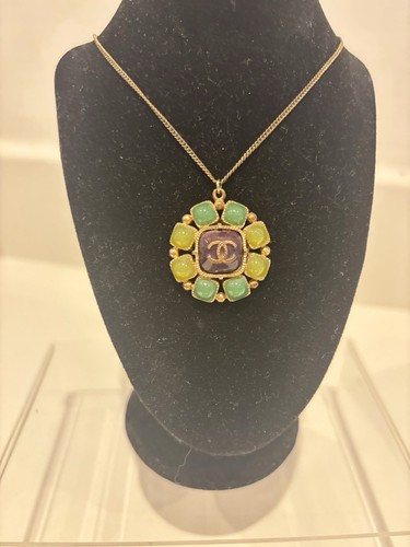Chanel authentic rare - chanel,