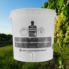 PACK OF 2- Fermentation buckets with tap,airlock,bung +lid for wine making/brew