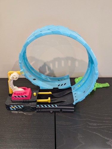 Hot wheels monster truck glow - hot,