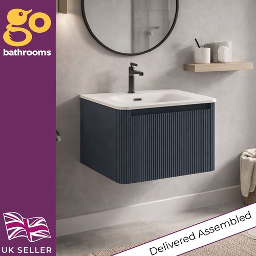 Contemporary blue bathroom - blue,