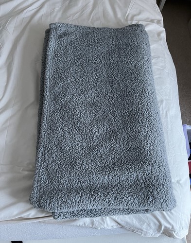 Grey teddy blanket - blanket, x