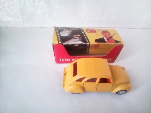 Corgibjames bond 007 - corgibjames,