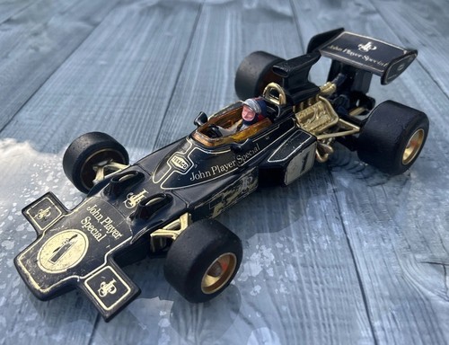 Corgi lotus john player - lotus,