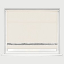 ROLLER BLIND TRIMABLE DIAMANTE