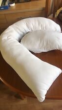 Pregnancy and nursing cushion Dreamgenii With Cover. White.  Good Condition
