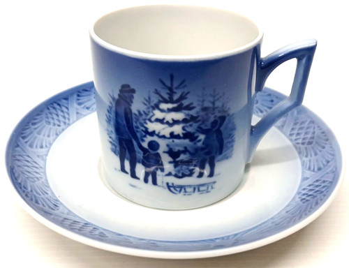 Royal copenhagen tea cup - royal,