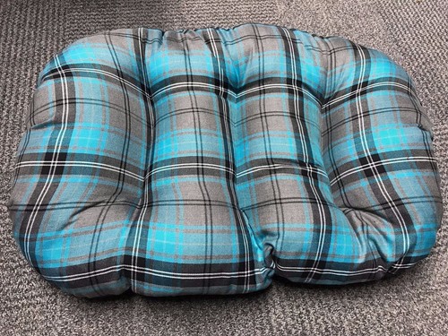 Oval pet cushion tartan - pet,