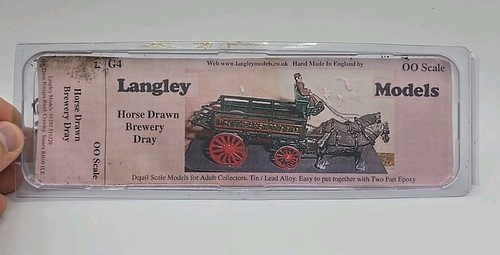 Horse drawn brewery dray - horse,