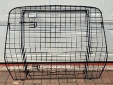 Barjo tailgate dog guard for