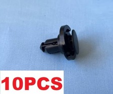 LAND ROVER BUMPER CLIP PANEL