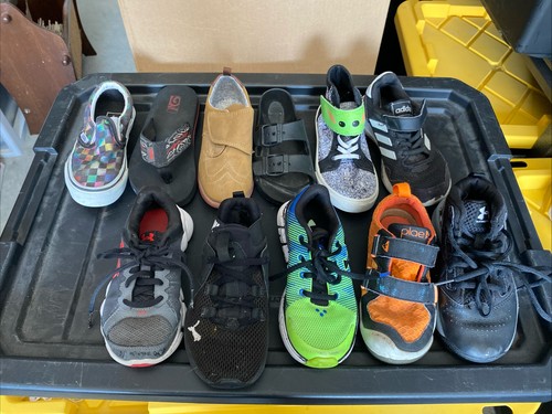 Huge kids shoes - lot, pairs