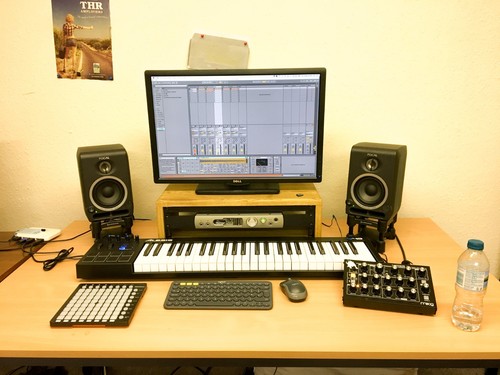 Alesis v49 advanced - alesis,