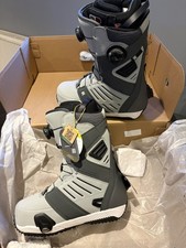 DC judge Step on Snowboard