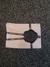 Viktor & Rolf Flowerbomb Perfumed Bath Pearls( In Heavy Glass Jar) 137g.GENIUNE