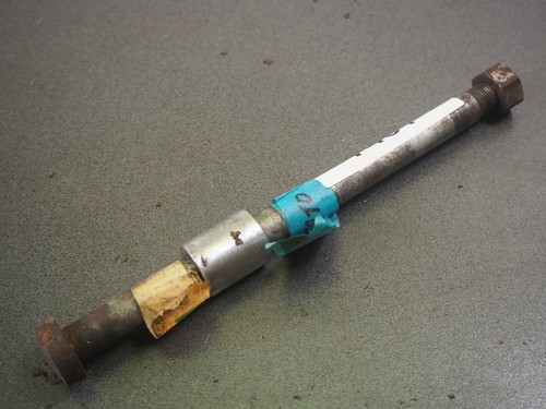 Kawasaki kh350 7401 axle - kh350,