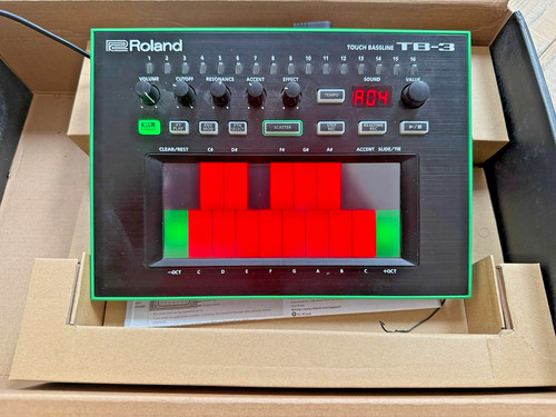 Roland touch bassline - roland,