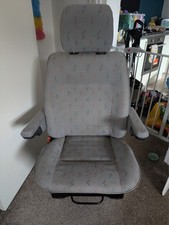 VW T4 TRANSPORTER 1994 SINGLE FRONT CAPTAINS SEAT WITH ARMRESTS