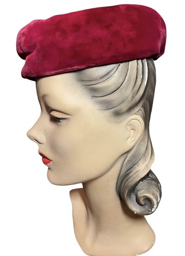 1940s 50s women red - women’s,