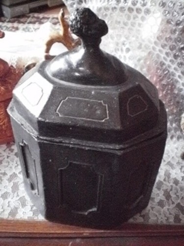 Antique tobacco jar - , 18thc