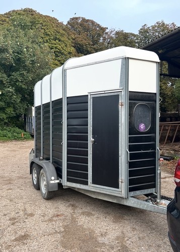 Wessex clubman horse - wessex, trailer