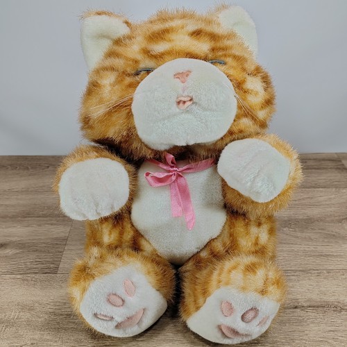 Steventon cat sleeping push - j,