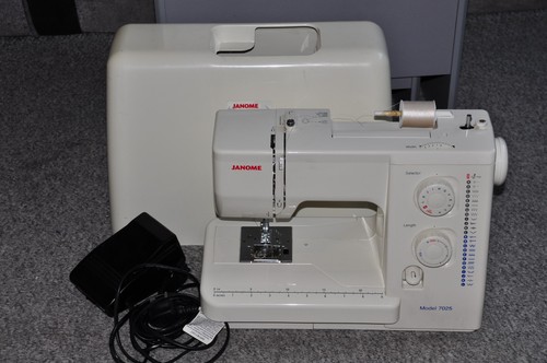 Janome 7025 sewing machine - janome,