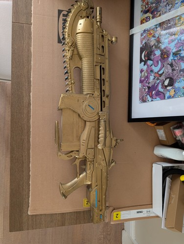 Gears war golden lancer - gears,
