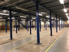 Double Lift Mezzanine floor, 800m2 total area in great condition, 
