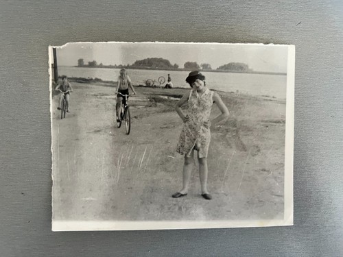 1970s teenagers lake - 1970s,