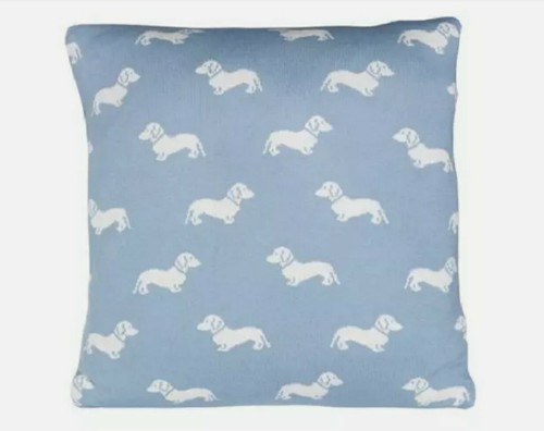 Emily bond dachshund - x,
