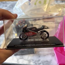 IXO Altaya 1:24 Arnaud Vincent 2002 Aprilia RSW125. 125cc World Championship.