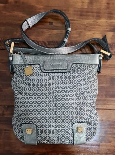 Loewe anagram crossbod bag - loewe,