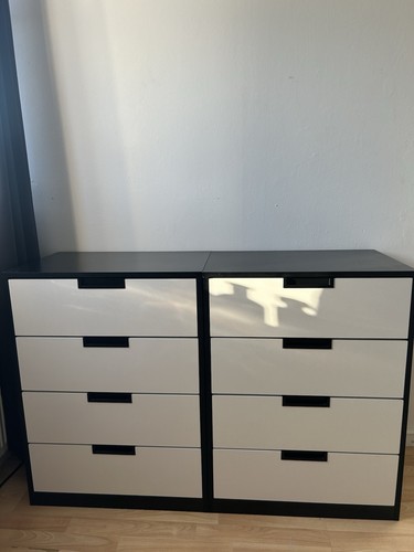 Black white 4 - 2,