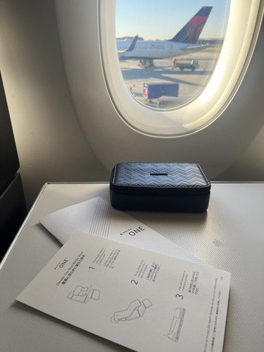 Delta one airlines - one,