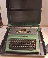 Silver Reed 500 Typewriter Green With Case Made In Japan Working With New Ribbon