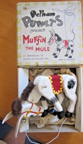 Pelham puppets muffin - pelham, the