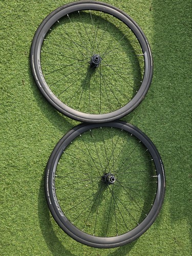 Merida expert road bike - cw,