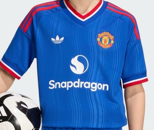 Man utd season away - season,