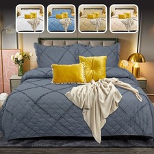 3 PCS Embossed Quilted