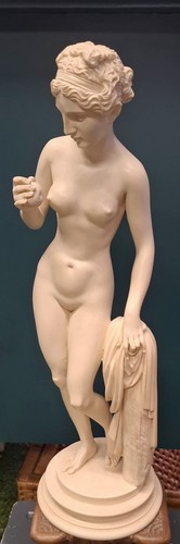 Vintage resin venus with - vintage, the