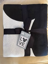 Disney Store Mickey Mouse Love