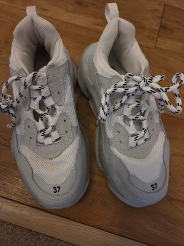Balenciaga women triple s - balenciaga,