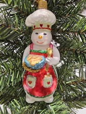 Snow Woman Chef Cooking Old