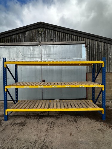 Used pallet racking warehouse - pallet,