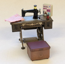 SYLVANIAN FAMILIES VINTAGE