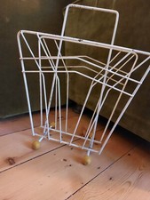VINTAGE RETRO MAGAZINE RACK -