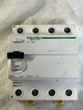 SCHNEIDER 25 AMP 30mA FOUR